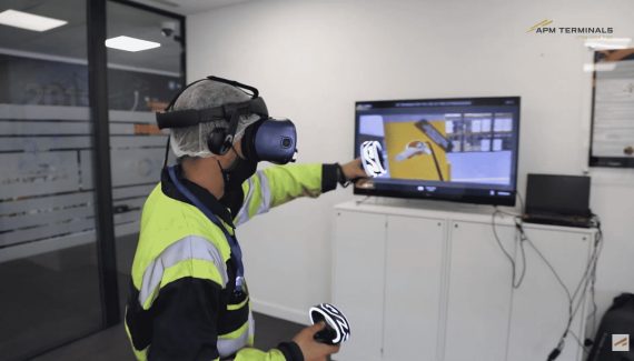The safety scenarios VR training on APM Terminals